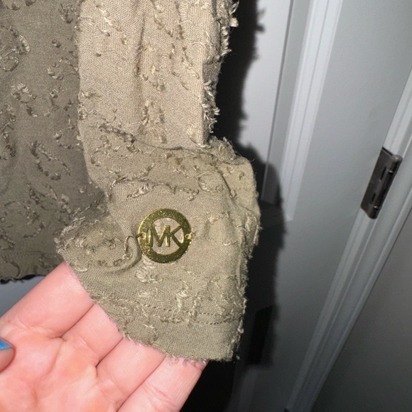 Michael Kors Sleeveless Blouse - Picture 4 of 4